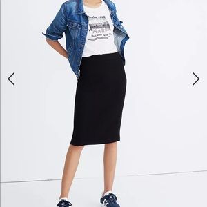 Madewell black skirt